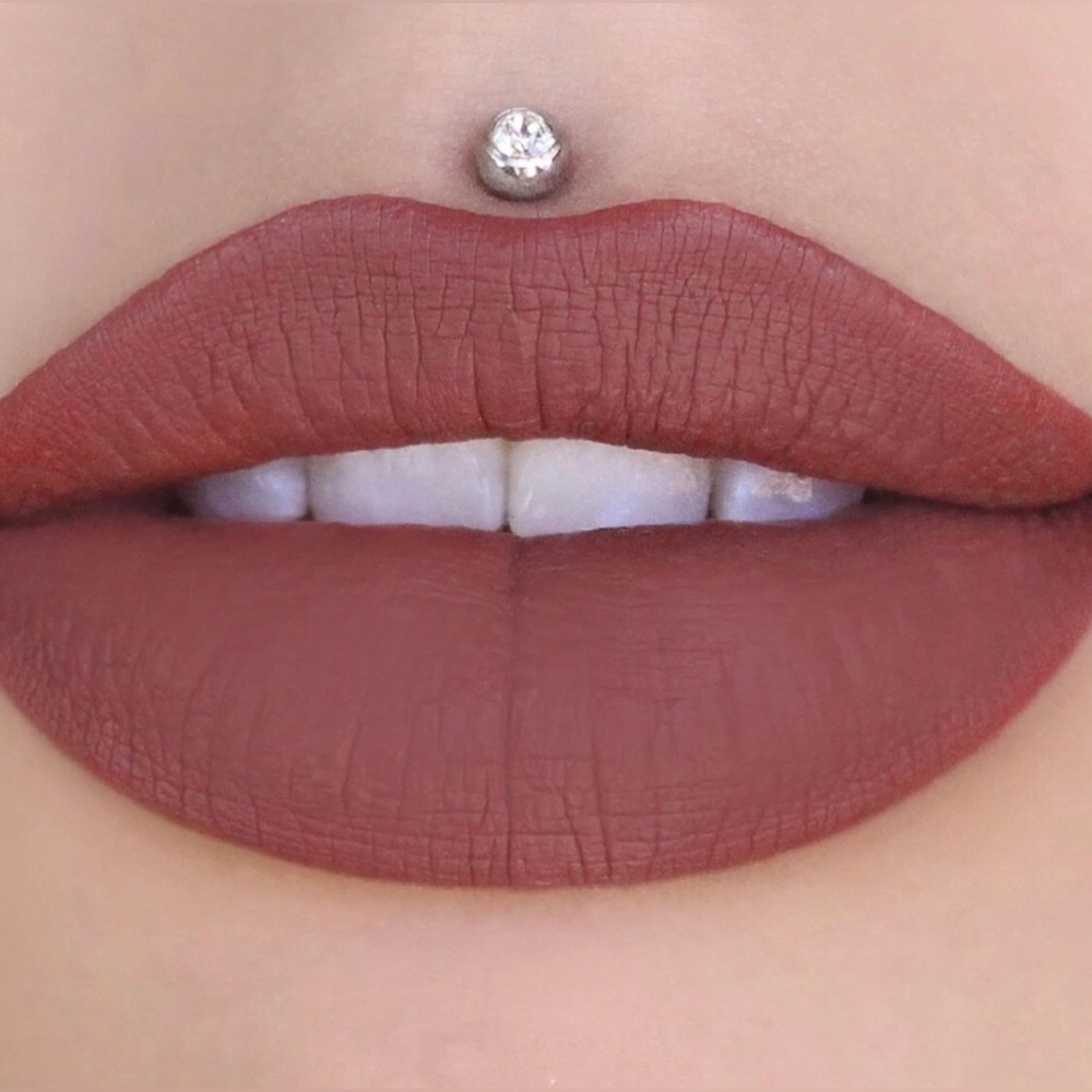 ★ JEFFREE STAR Gemini Nude Lipstick Mini